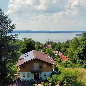 Snug 3 - Traumhafter Seeblick, 2 Zi Apartment, Garten & Terrasse Apartment